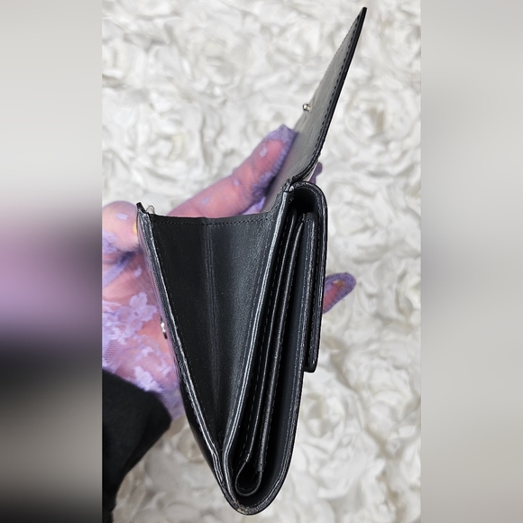 Louis Vuitton Matte Vernis Double Snap wallet - Picture 12 of 15